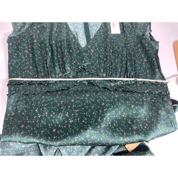 NWT Reformation Kaye Silk Dress Maxi Coriander Fairy Green Floral Sz 22 Babydoll - Picture 15 of 16